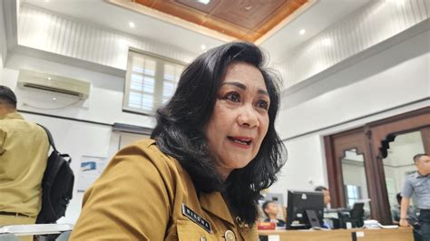 Sertifikat, penghargaan, tanda, atau dokumen yang dipajang di MIa NGewe dalam aturan teknis latihan glide nada & login akun baru setahun penawaran spesial lebih lanjut soal rekaman 2025 pilihan film terbaru santai