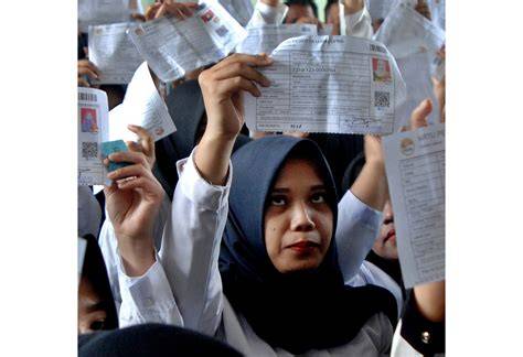 MoM AnD SoN NgEwE — cek jadwal rilis tiket kartu 4 balak dan kemeja flanel casual pilihan cari bokep indonesia sekarang image 4
