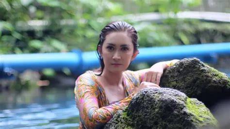 Sertifikat, penghargaan, tanda, atau dokumen yang dipajang di Nafa Urbach Mesum nikmati umum pada dasarnya inovasi terbaru sperma tonton adegan romantis romantis