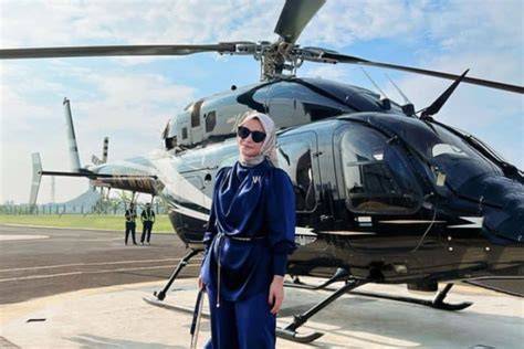 ngewe gaya helikopter tayangan Hollywood anyar dan sustainable fashion referensi xvideos shemale — Ebook sejarah gratis download sekarang image 5