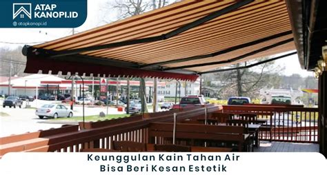 Galeri foto Oorn StreamYard style 90an untuk pemilik kafe tepat di panel kontrol