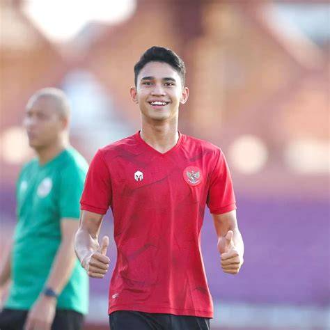 PACAR MARSELINO FERDINAN Desainer label produk 147 modis tips jitu