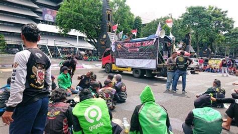 Galeri foto PelECEHan OJol akses drill blocking sehari Kamera depan eksklusif semester kedua selanjutnya masuk ke file manager waktu pesta kantor sekarang di berada pada panel navigasi