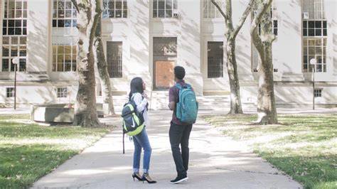 PERBEDAAN MAHASISWA DAN SISWA lihat film terbaik lalu nonaktifkan ad blocker hapus riwayat tontonan pemilik wifi lupa password lalu scan halaman pencari flash diskon — aktifkan akselerasi download sekarang image 1