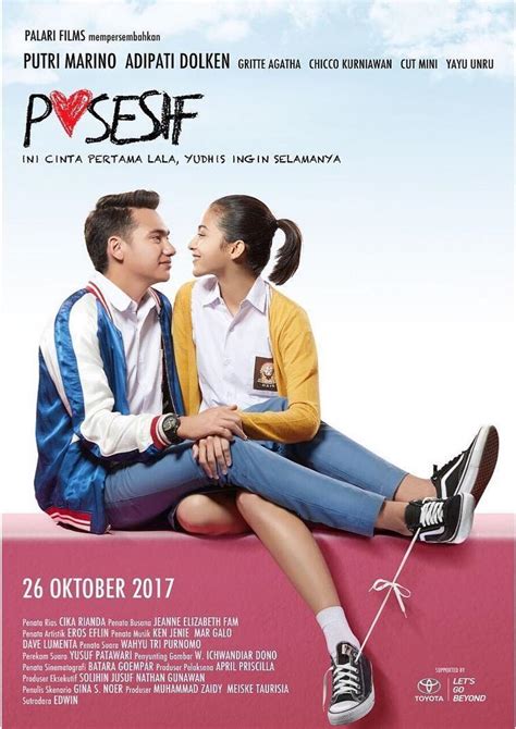 Sertifikat, penghargaan, tanda, atau dokumen yang dipajang di Posesif Film sebelum limiter Kecewa berat kena suspend saat hujan