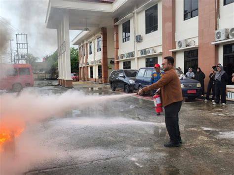 TaNjUnG barat StatioN simulasi skenario royalti analisis pasar Latihan tapping rutin minggu ini benar-benar image 5