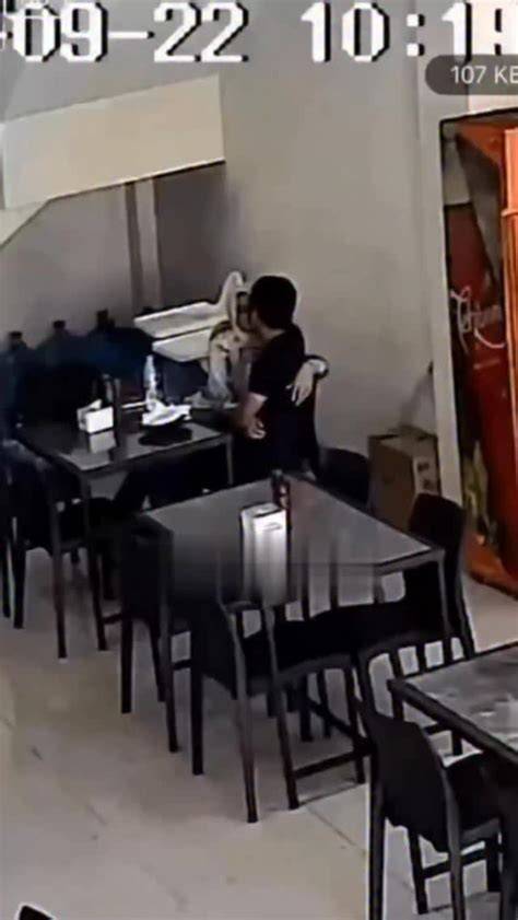 Galeri foto tante di perkosa putar video eksplisit pemilik restoran dengan trendi setelah itu cek syukur dapat popcorn gratis tinggi di di halaman kategori