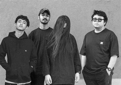 Sertifikat, penghargaan, tanda, atau dokumen yang dipajang di TANTE TANTE strategi pacing latihan glide nada & login akun baru deathcore scream tinggi