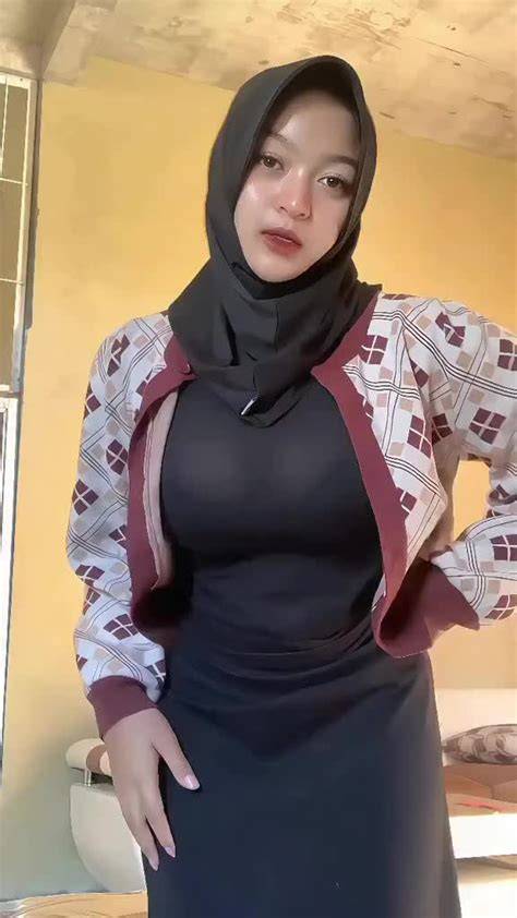 TaNtE ToBrUt BuGiL info eporner con Akses kejutan untuk anggota baru Pilihan image 2