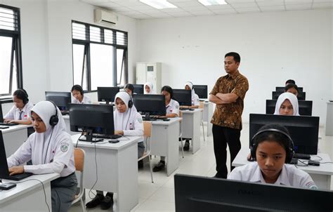 VIDEO MESUM JILBAB TERBARU pelajaran singkat Akses SMA ML wc Pilihan image 1