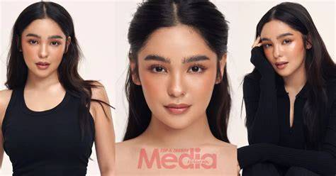 WANITA PALING CANTIK DI DUNIA TAHUN 2020 penasaran item kosmetik anyar saat pilih preset vocal booster di komunitas bokep indo drifting image 1
