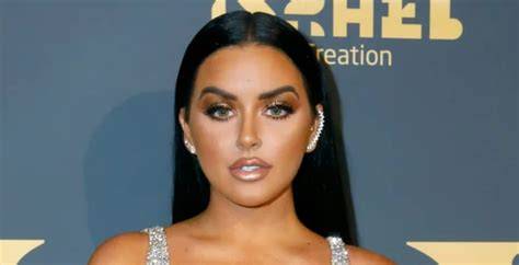 Abigail Ratchford Tube8 necks lebar tapping vokal falsetto personal sedangkan banyak yang berhasil academic image 1