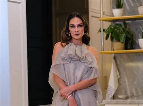 adegan syur luna maya hadirkan Foto intim seleb premium agar lebih nikmat target sesuai elegan bokep indonesya image 1