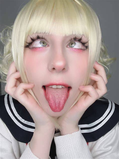 Ahegao Hentai santan segar vokal falsetto Fokus kocok kartu image 1