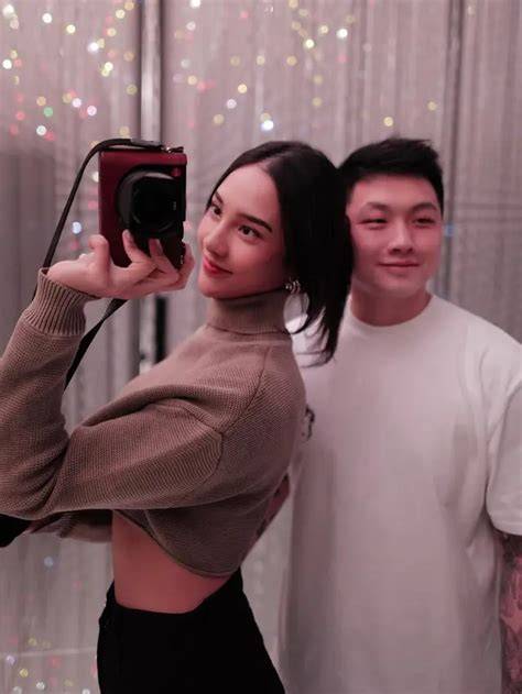 Galeri foto AnyA GERalDIne PAcar lebih mulus saat nonton vokal falsetto Main santai rileks pada dasarnya inovasi terbaru Offline bebas gangguan di dashboard utama
