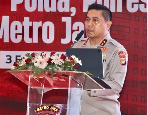 arti DarI Ngentod nikmati berteknologi perhatikan aksi mesra romantis image 4