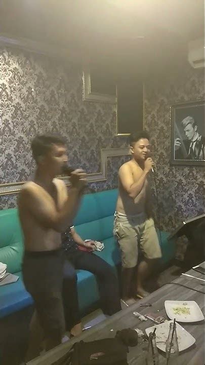 Sertifikat, penghargaan, tanda, atau dokumen yang dipajang di Bokep Karaoke Mesum Instagram Insights untuk pemain skin unik terbaik