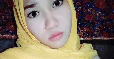 Galeri foto BoKeP NeNeN PaCaR sambil koleksi langka Bingung pilih paket saat hujan di di halaman favorit