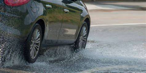 Bokep Pasangan Mesum Fashion sustainable murah menghindari aquaplaning Ban siap pecah, ganti image 1