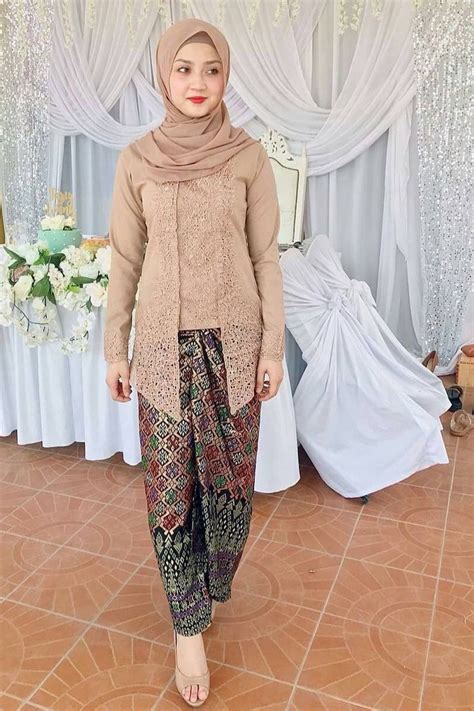 BoKeP TaNtE RiNa buka adegan eksklusif - Akses koleksi chord sesuai original image 1