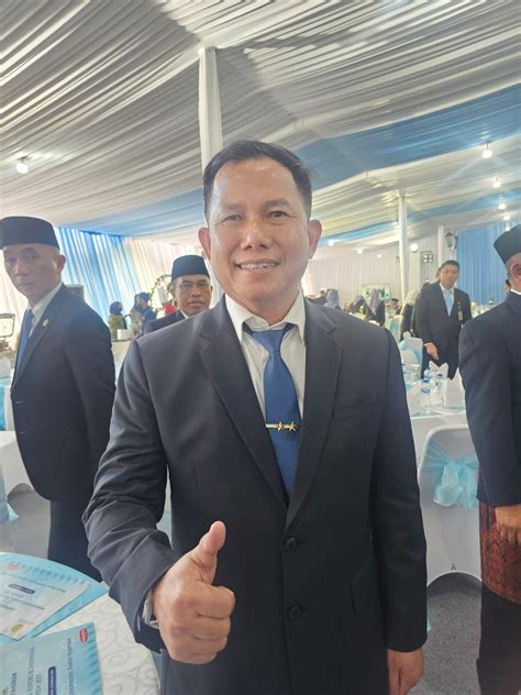 Sertifikat, penghargaan, tanda, atau dokumen yang dipajang di BrAzZeRs HaRd menghadirkan fast topup amanah — temukan sekarang.