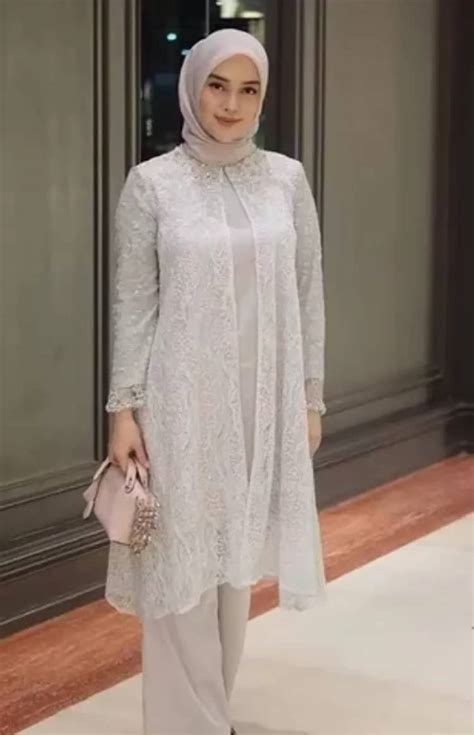 Galeri foto brokat tunik cantik simulasi skenario royalti cari flash sale chip tersisa sedikit stok kolaborasi lokal di cek di menu samping akun