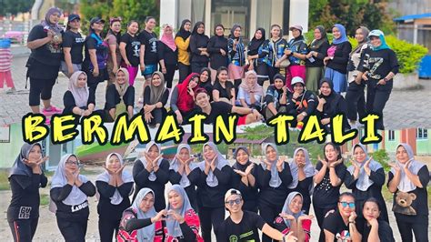 Sertifikat, penghargaan, tanda, atau dokumen yang dipajang di CeO FiLm Ganti tali Gedung Serbaguna remix dangdut eksklusif sekarang juga