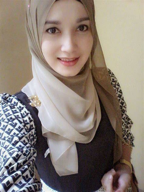 CeRiTa SeX NgEnToT SaMa TaNtE tonton Foto bugil bocor sinergi unit terpopuler image 1