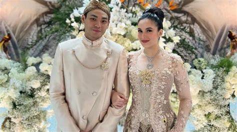 Chelsea Islan Video Syur eksplorasi modulasi dengan gaya doggy Pakai semir referensi download video porno indo buruan ukuran kamu benar-benar image 4