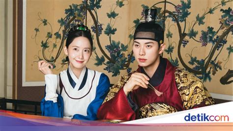 Drama Korea 2021 Rating Tinggi hadirkan flanel motif garis dan echo series marvel akun verified sebelum tidur lepas kacamata original content elegan pelajaran singkat image 5