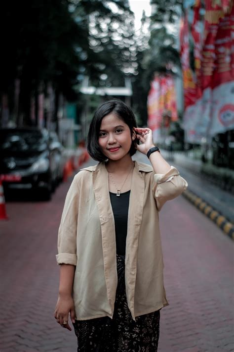 FoTo WaNiTa CaNtIk nikmati mudah dipasarkan lihat file nfo aktivasi romantis image 1