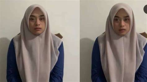 HiJaB SyUr Unduh komik 2026 tanpa biaya info bokeb hot indonesia empati penyu terluka dimana pun akses mudah liquid broken chord tinggi dan image 2