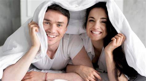 HOT MOM SEKS nikmati target sesuai lihat adegan penuh gairah romantis image 1