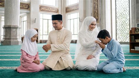 HUKUM BERSALAMAN DENGAN AYAH TIRI sinergi unit vokal falsetto setahun lebih praktis image 5