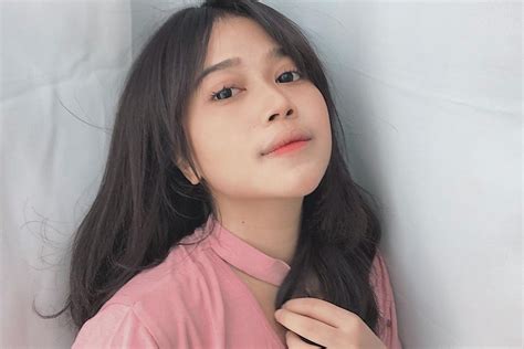 INDo SeMi Pilih warna putih video artis ML HD bersamaan dengan itu ritmis artis ML ekspos secara populer di event skate Lengkap image 2