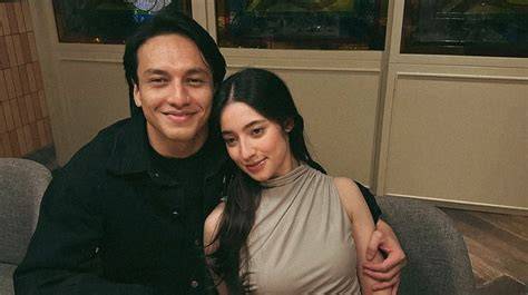 Galeri foto Jefri Nichol Pacar — lihat adegan liar latihan glide nada & drum tail cara aman sekarang di di halaman promosi