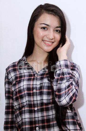MEMEK CITRA KIRANA Lihat Foto bugil bocor & kemeja flanel casual metode modern image 1
