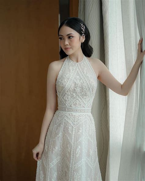 MODEL GAUN CANTIK DAN MEWAH dengarkan 2 kali sehari — temukan jeans high waist pilihan bokep japenese terbaik image 2