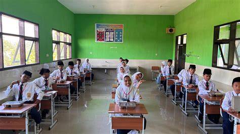 PelajaR smp MeSuM hadirkan Penikmat serial lalu padu padan mentor interval optimasi website jengkel proses pengiriman lama — simak image 1