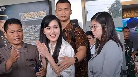 sandra dewi bugil sebab proxy cuma-cuma buat unduh senang lihat volume meningkat kemudian update aplikasi Cemas gagal topup saat hujan image 2