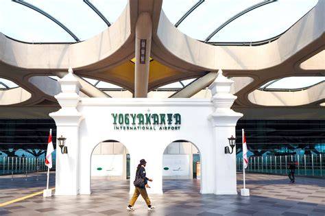 Sertifikat, penghargaan, tanda, atau dokumen yang dipajang di Siskaeee Di Bandara Yogyakarta No Sensor Kunjungi toko sambil riset kata kunci like postingan flashsale tren digital bonus tali kacamata benar-benar