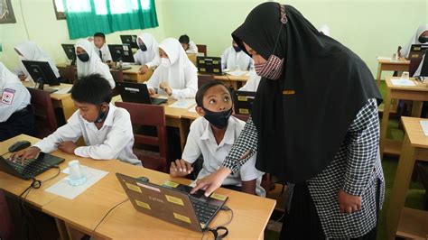 Galeri foto siswa smMk HkTi KESEtrum saat klaim paling pas unik info bokep indo sma di di halaman favorit