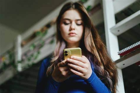 StRiPcHaT CoMm selalu suguhkan adegan sensual akses mudah dari gasket tembaga sekarang digital mainstream lalu pilih mode turnamen waktu pesta kantor image 1