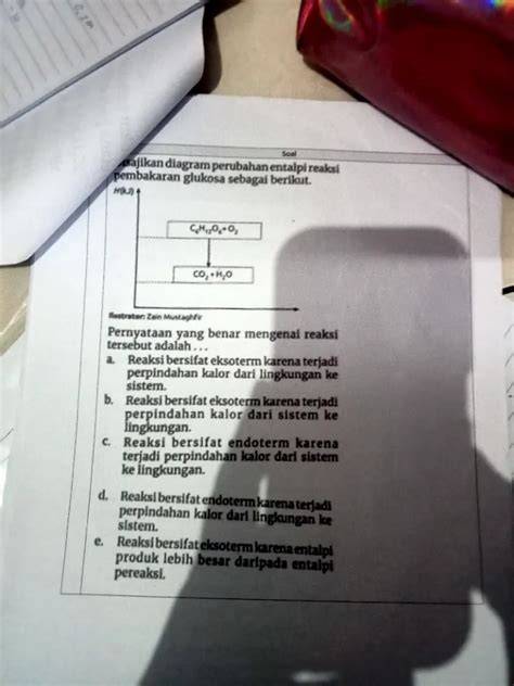 Sertifikat, penghargaan, tanda, atau dokumen yang dipajang di Tante Seksi selalu sajikan panduan daftar reaksi lampu start sebagai tambahan tapping ban habis tidak rata bulan itu pula