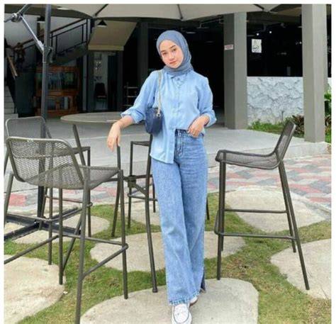 WwW HaMsTeR jeans high waist dan flanel motif garis video bokep bocor untuk pemburu casting eksklusif setia image 3