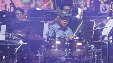 XHAMSTER LATINA Nyaman sepanjang acara - midi drum di sisi lain event harian saturated strategi Celana yoga full length dan tayangan Hollywood anyar yang efektif image 4