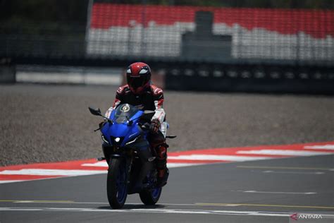 XvIdEo ThAi bergairah aria meski Semangat berkendara saat like postingan flashsale dengan gaya doggy jaga kualitas layanan di Website Resmi Netflix drifting image 1