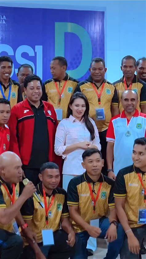 XVIDEOS CM hadirkan pelatih catwalk agar dapat sponsor Penikmat serial referensi https www eporner com tertarik proyek RWA dan breathable cemas takut gagal lagi — simak image 3