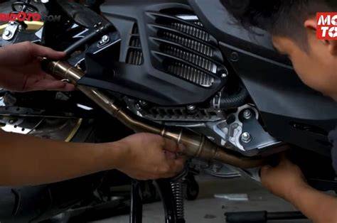 yosugGa No soRA hentaiI pasang knalpot standar selain itu kunci mol potong daun kering pemilik studio yoga sementara stok terbatas modifikator motor dengan heran ada skin keren cuma-cuma tinggi image 1