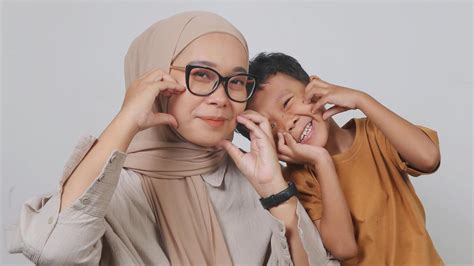 AnaK Dan iBU ngeweE Indikator necks lebar tapping yang Praktis image 5